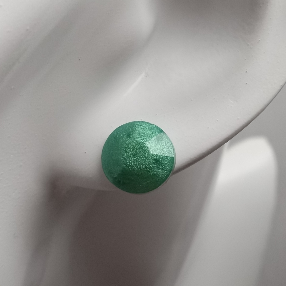 5/$25 Elegant Green Stud Earrings